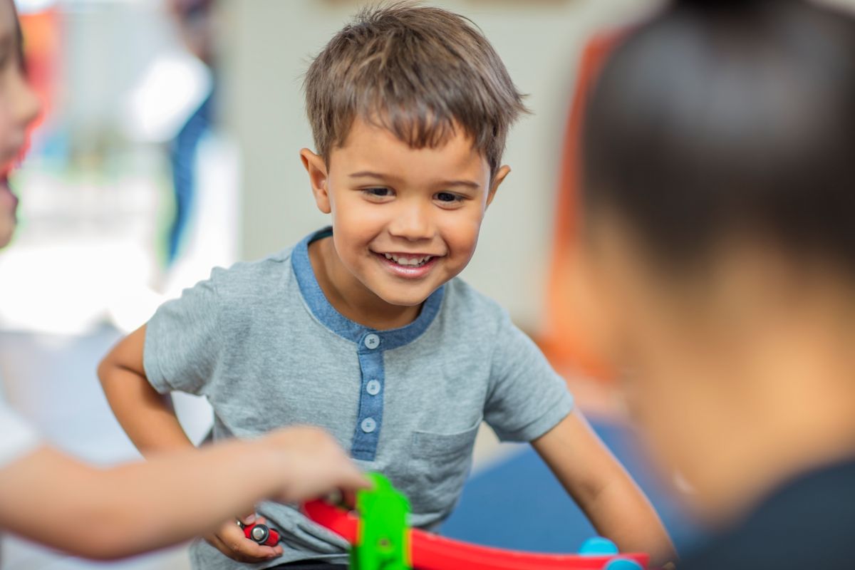 Rise N Shine daycare, preschool learning, early childhood education and child development.