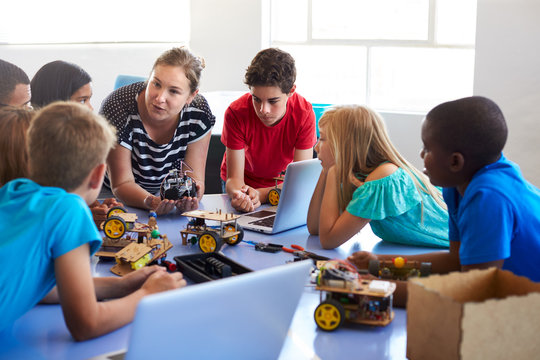 Rise N Shine daycare, preschool learning, early childhood education and child development.